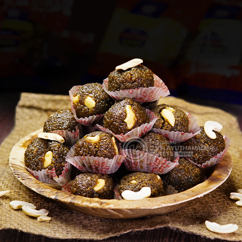 Karupatti Laddu